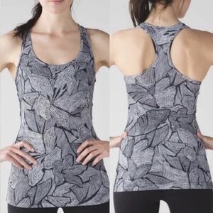 Lululemon Athletica Black and White Patterned Tank Top